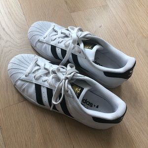 Adidas Superstars